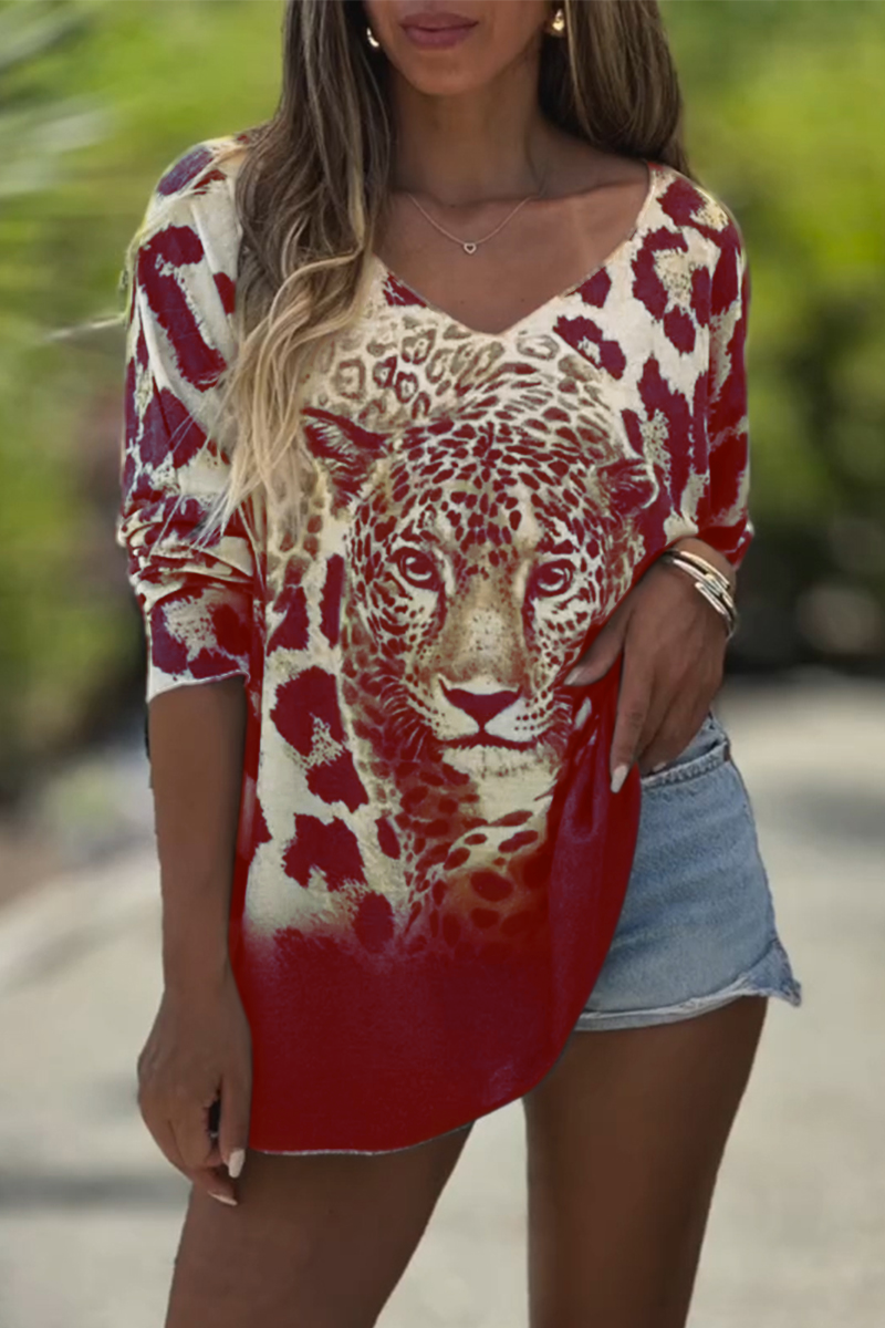 Women's Casual V-neck Leopard Printed Top