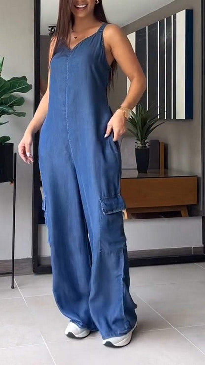 Women Thin Denim Cargo Pocket V-neck Jumpsuit